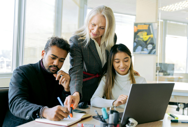 Enhancing Workforce Transitions with Strategic HR Support