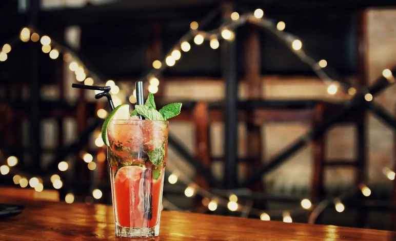 Elevating Celebrations with Modern Drinkware