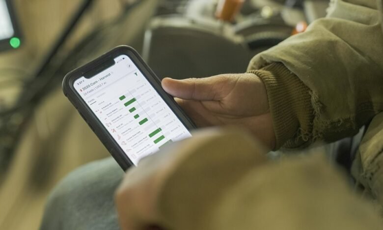 data matrix guiding phone discovery