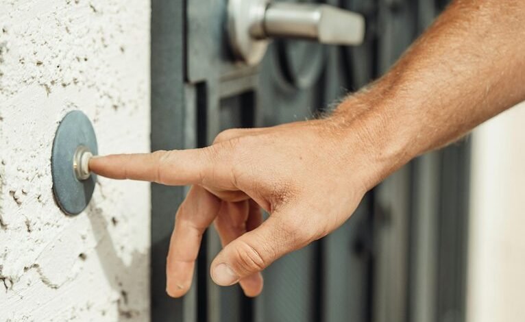 signal logic start unlocking smart contact search